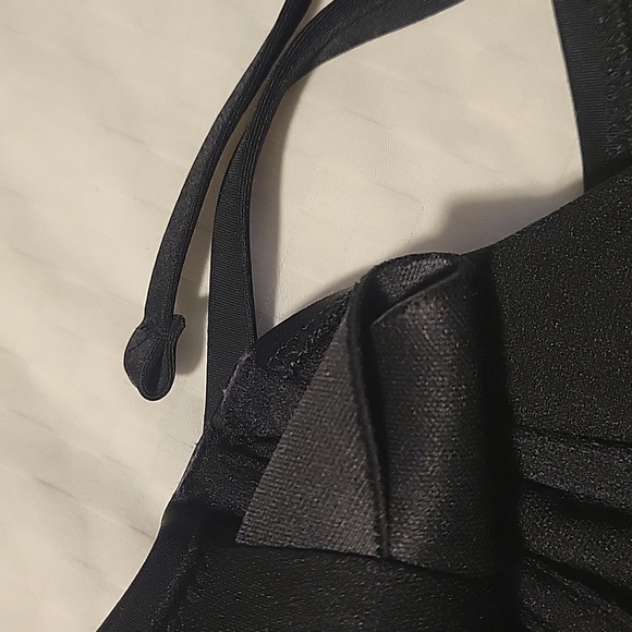 Shade & Shore Black Bikini Top Size 34 DD - Picture 10 of 10